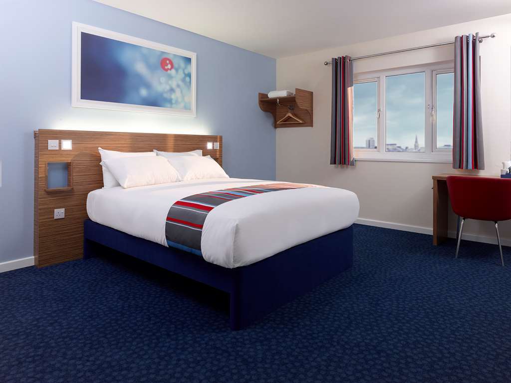 Travelodge Caerphilly Cameră foto